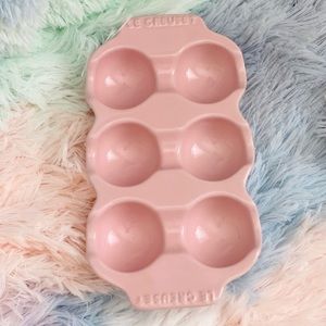 Le Creuset Chiffon Pink Half Dozen Egg Tray